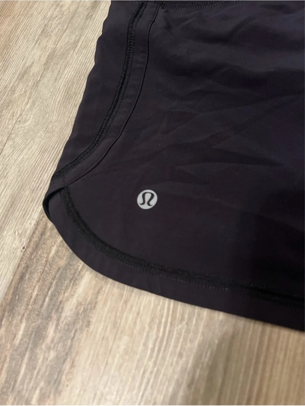 lululemon athletica Iconic Groovy Run 4” Black Athletic Running Shorts Lined